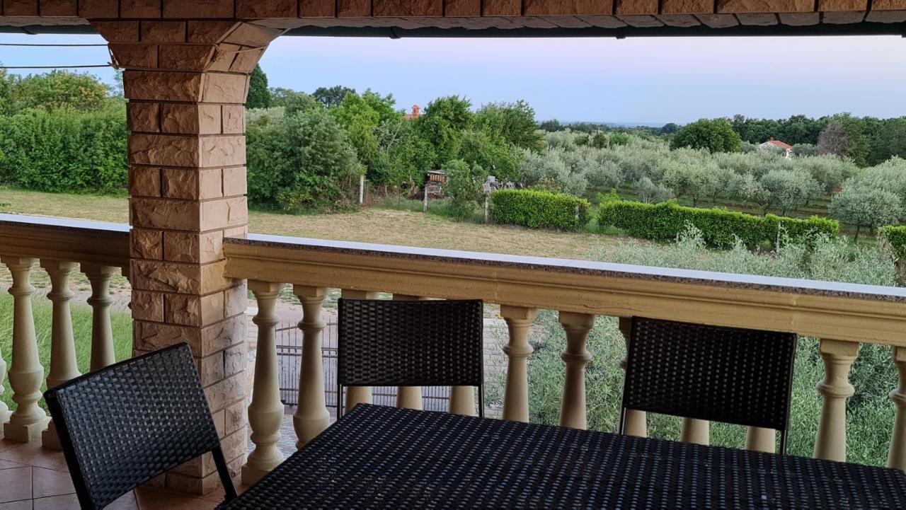 Apartamento Minhen Muntić Exterior foto