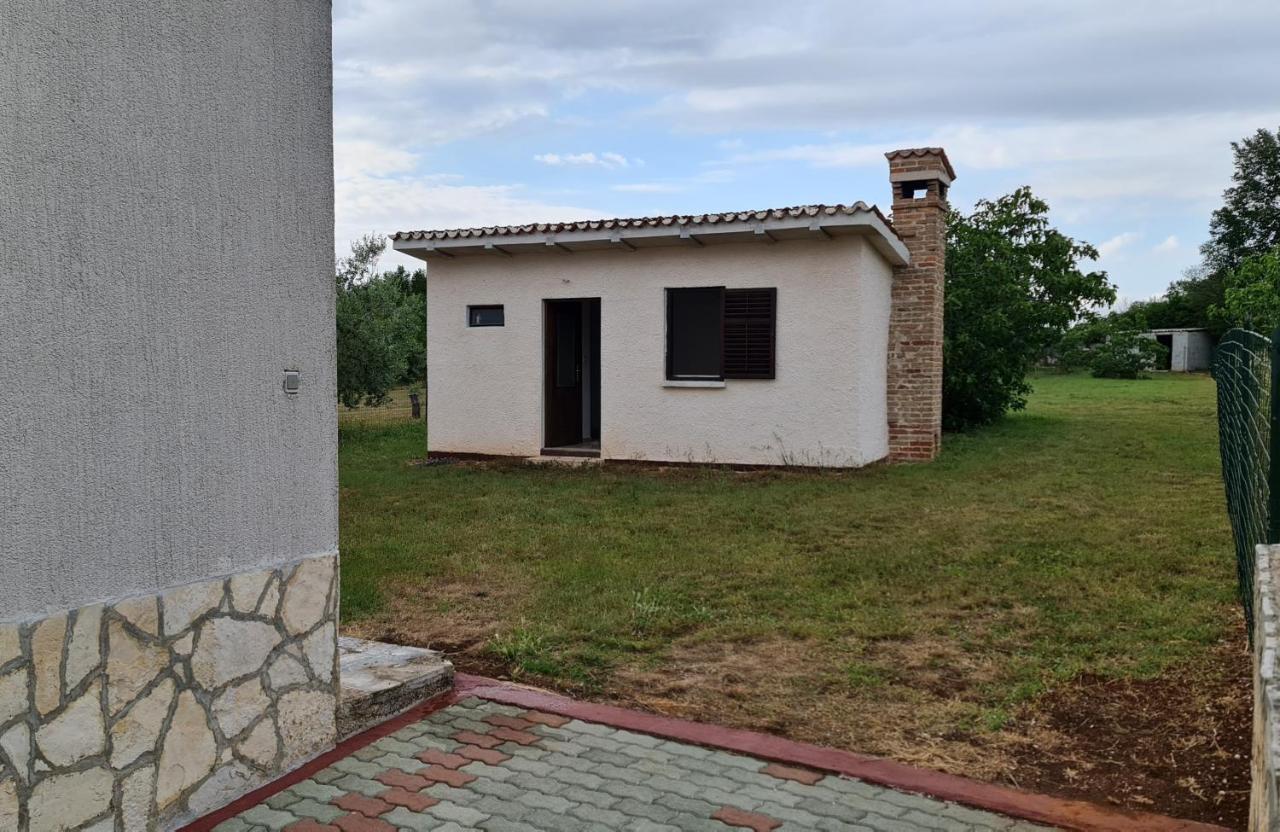 Apartamento Minhen Muntić Exterior foto