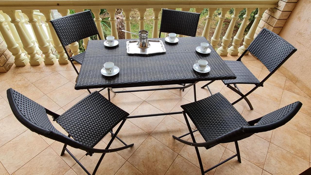 Apartamento Minhen Muntić Exterior foto